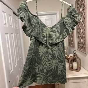 Old Navy Cold Shoulder Top